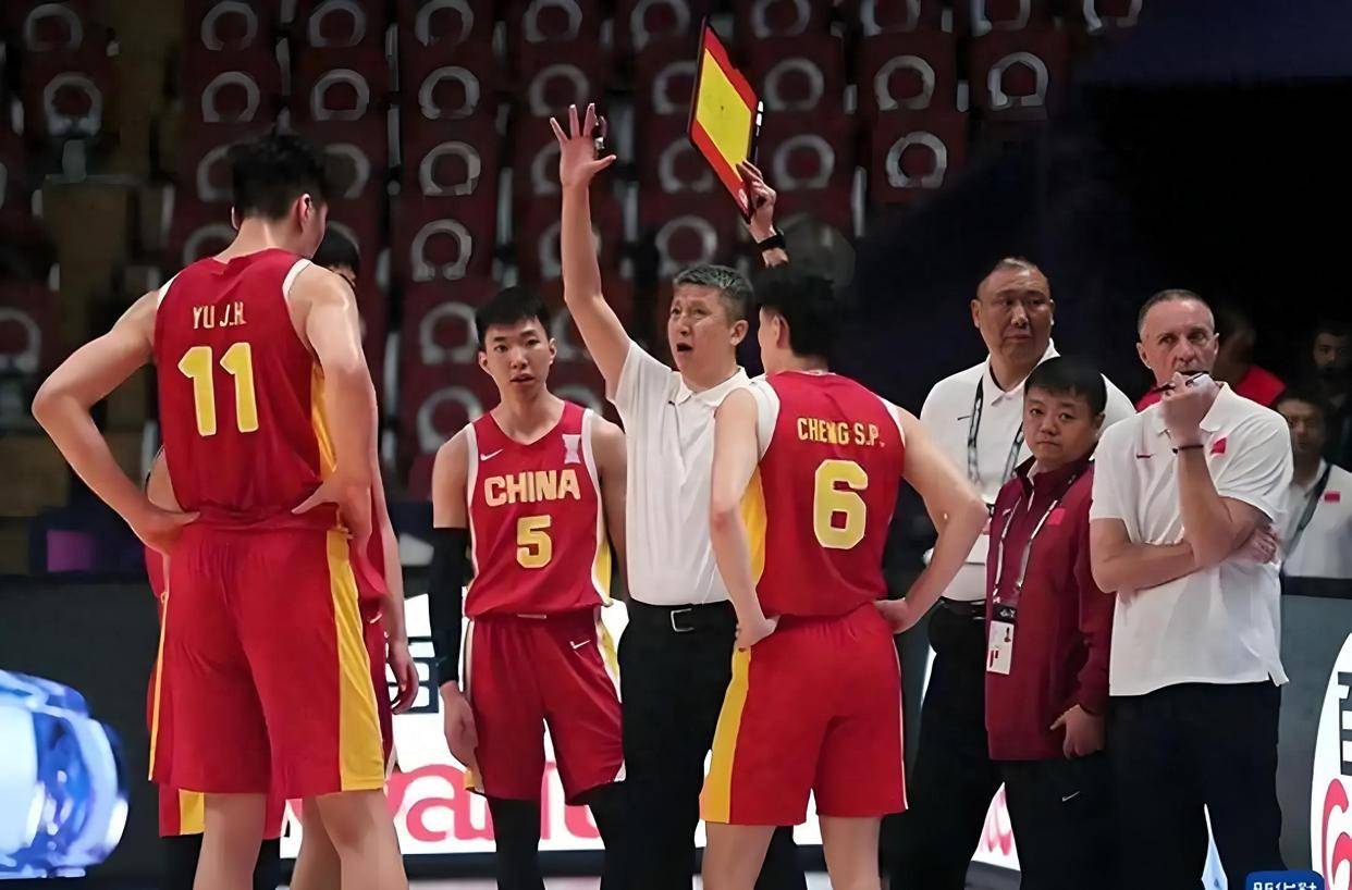 CBA常规赛清晨再迎强敌,拜仁慕尼黑队长鼓劲,主帅态度——悬念犹存,资深球员宣示担当的简单介绍 CBA常规赛清晨再迎强敌,拜仁慕尼黑队长鼓劲,主帅态度——悬念犹存,资深球员宣示担当的简单介绍